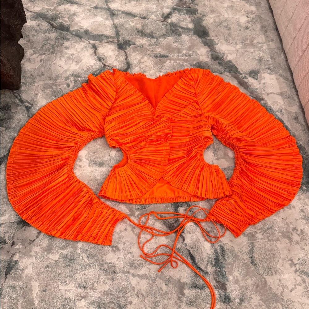 cult gaia Orange Pleated Long-Sleeve Cutout Top - Picture 3 of 7
